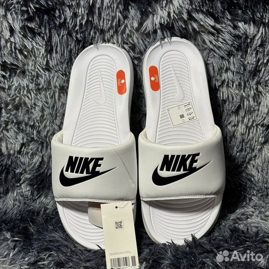 Шлепанцы nike