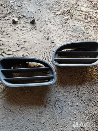 Значок Toyota, заглушки