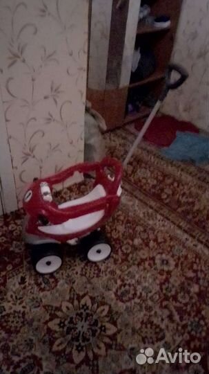Детская машинка каталка с ручкой