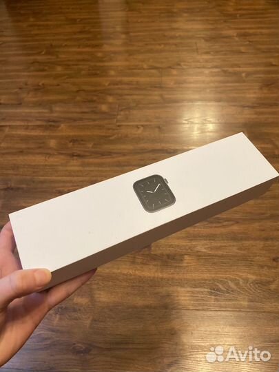 Apple watch series 5 44mm
