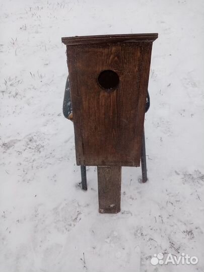 Кормушка для птиц из дерева