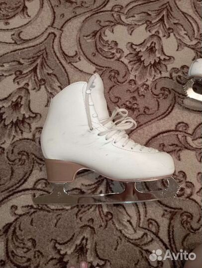 Фигурные коньки edea 260