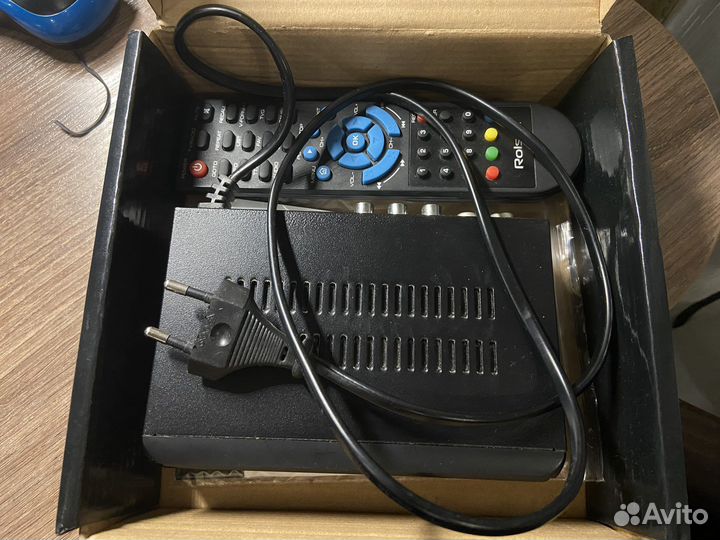 Приемник для цифрового TV Rolsen RDB-510N