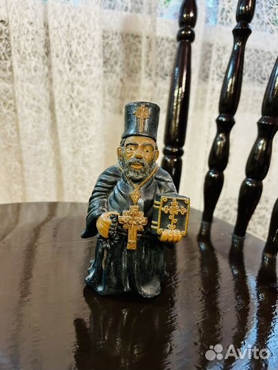 Батюшка их хлеба с