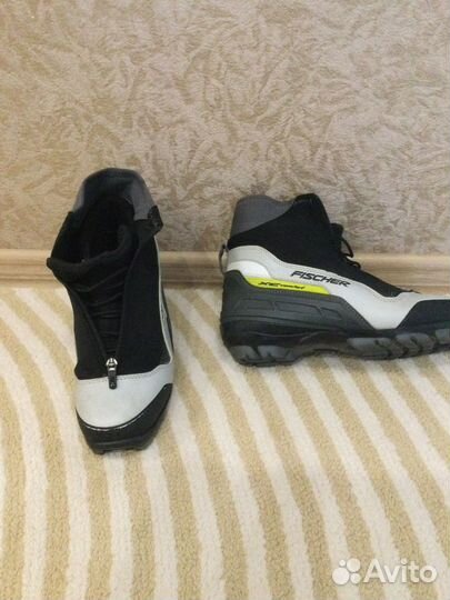 Лыжные ботинки 39, лыжи, палки, чехол fisher