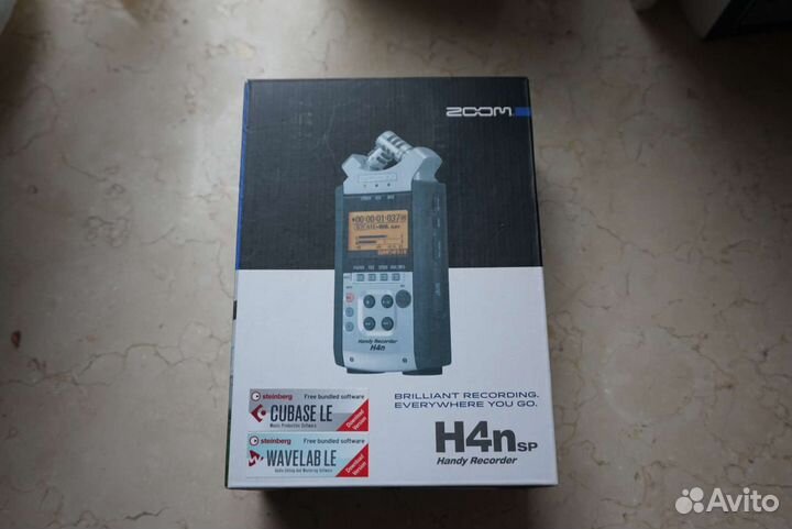 Аудиорекордер Zoom H4n
