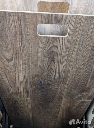 Купить замковый кварц винил