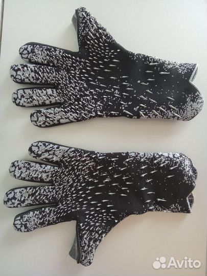 Вратарские перчатки взрослые