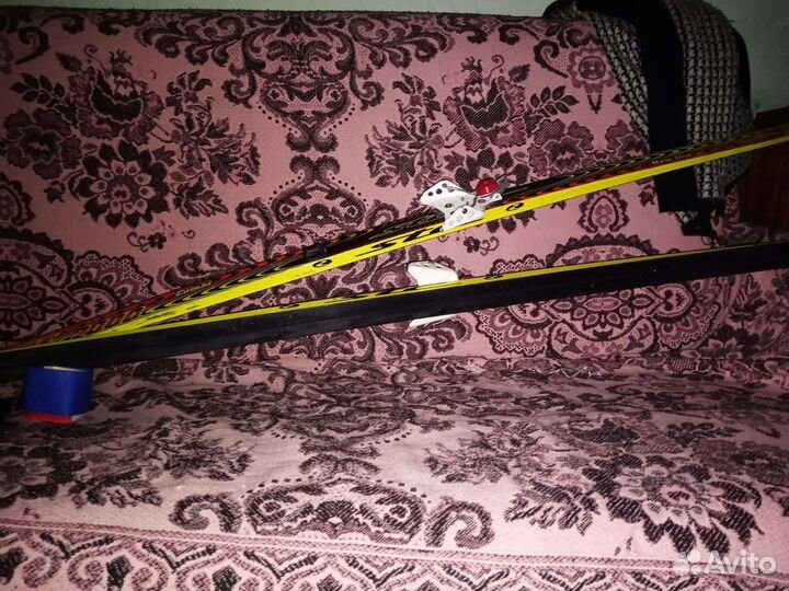 Беговые лыжи с палками