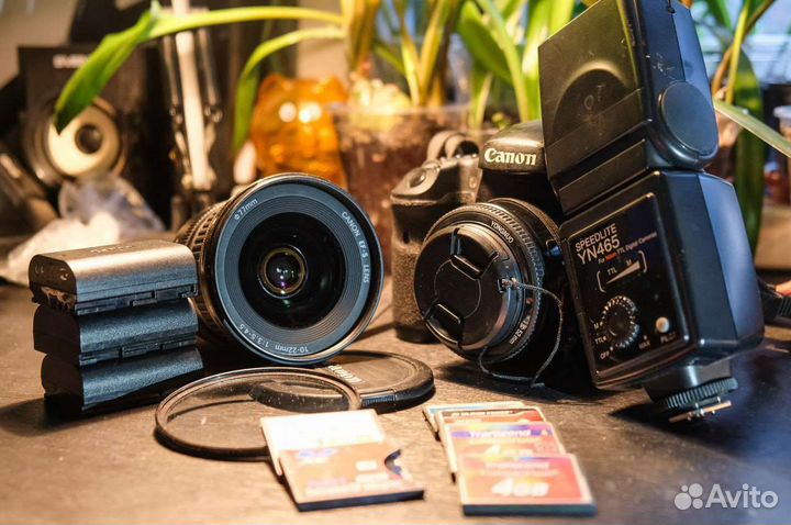 Canon EOS 7D + 2 объектива + вспышка и аксессуары