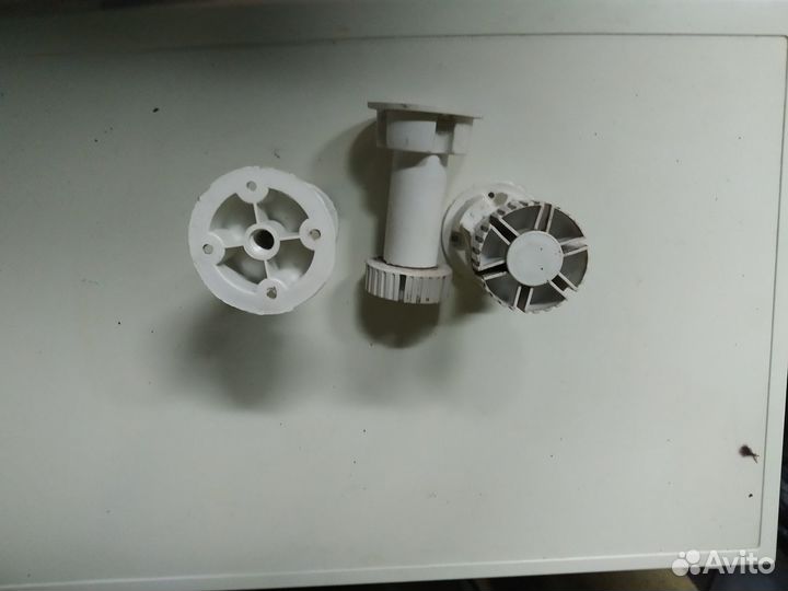 Регулируемые опоры пластиковые