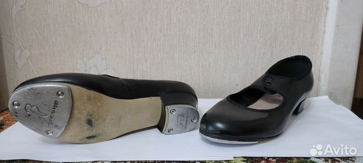 Туфли кожаные женские для народных танцев