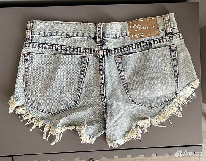 Шорты джинсовые