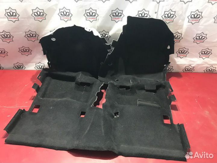 Ковровое покрытие салона Mitsubishi Outlander