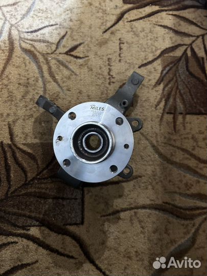 Поворотный кулак renault logan