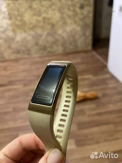 Фитнес браслет huawei band 3 pro