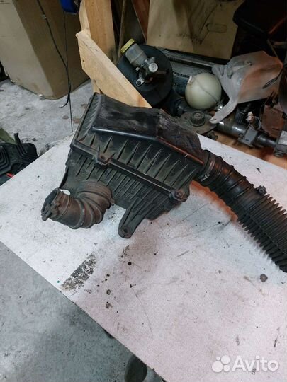 Корпус воздушного фильтра kia sportage 1