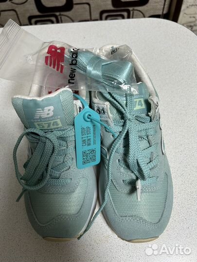 Кроссовки женские NB