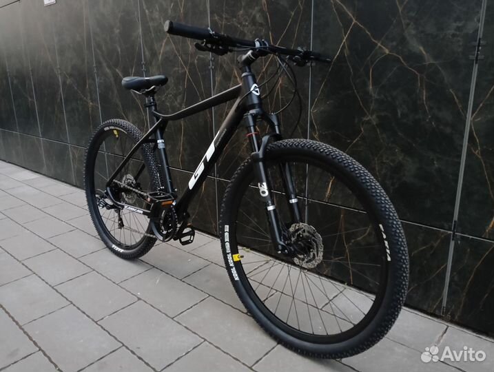 Велосипед 29 GT Новый Shimano