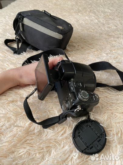 Полупрофессиональный фотоаппарат sony