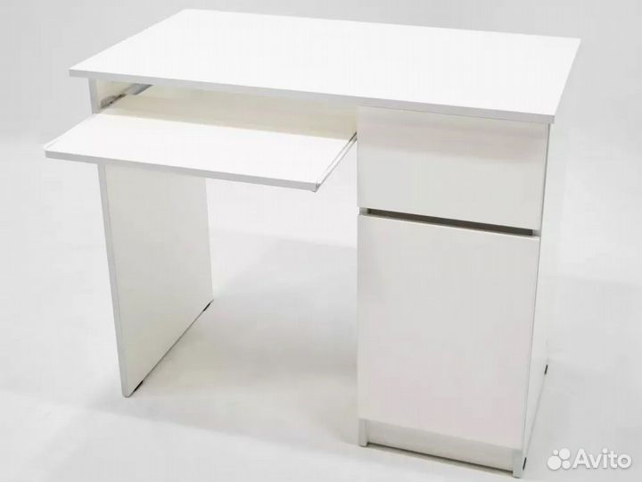 Компьютерный стол 900 мм Белый гладкий