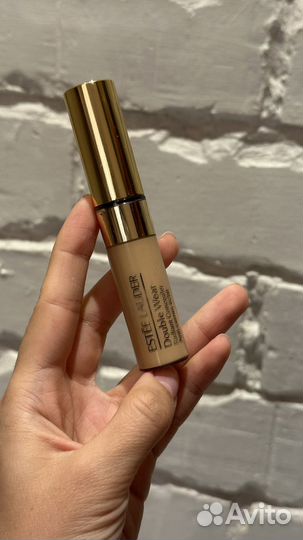 Clarins, Erborian, Estee Lauder