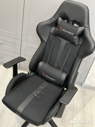 Компьютерное кресло zombie defender