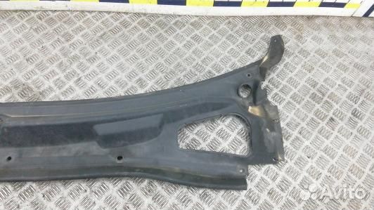 Накладка декоративная (жабо, дождевик) chrysler 30