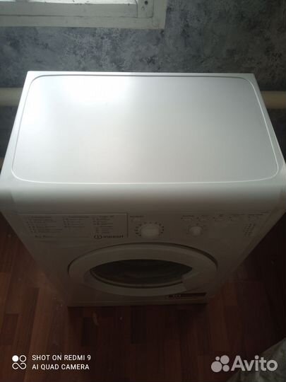 Стиральная машина indesit на запчасти 5 кг