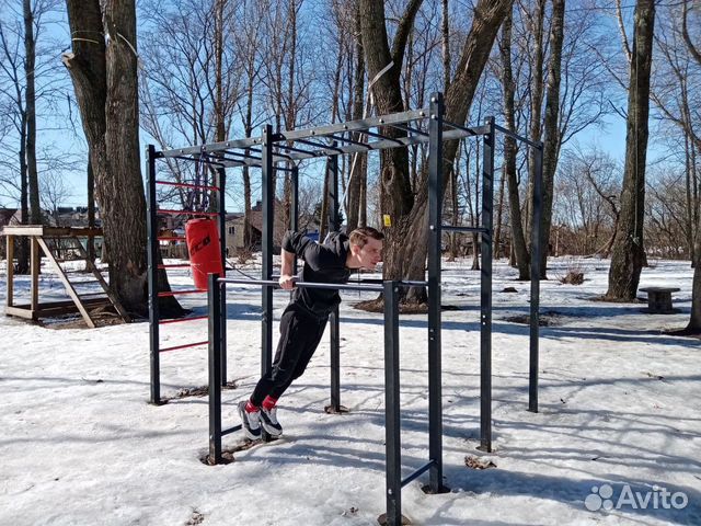 Уличный спортивный комплекс для детей и взрослых