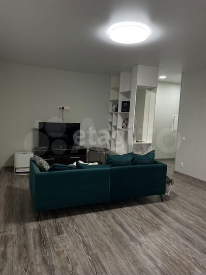 2-к. квартира, 43 м², 5/5 эт.