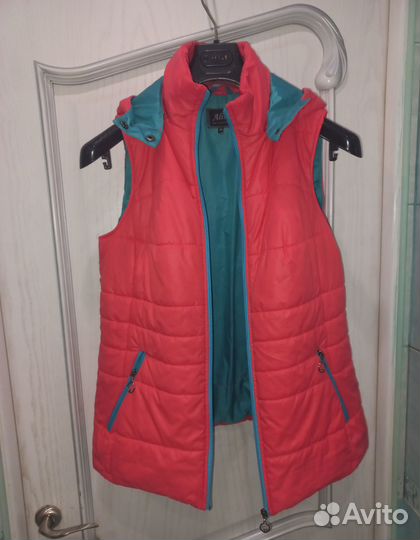Жилетка женская р. 48