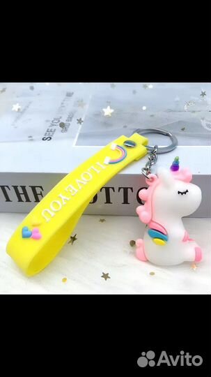 Брелок «Единорожка» (белый, розвый, фиолетовый)