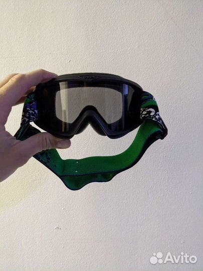 Горнолыжный шлем BON + маска uvix