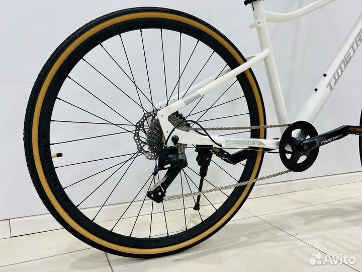 Велосипед на 28 колесах, алюминиевая рама 19