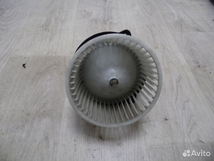 Моторчик отопителя Kia Spectra 2001-2011