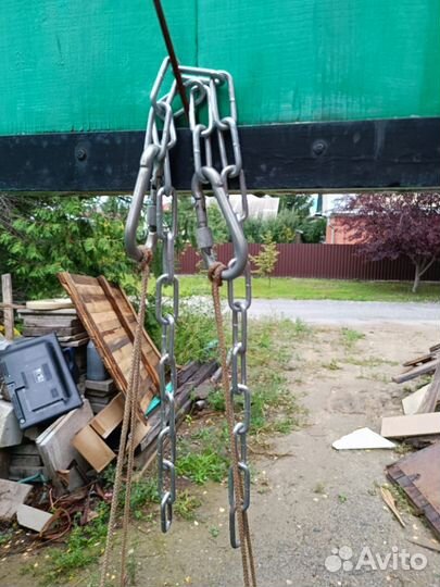 Качели детские подвесные деревянные с карабинами