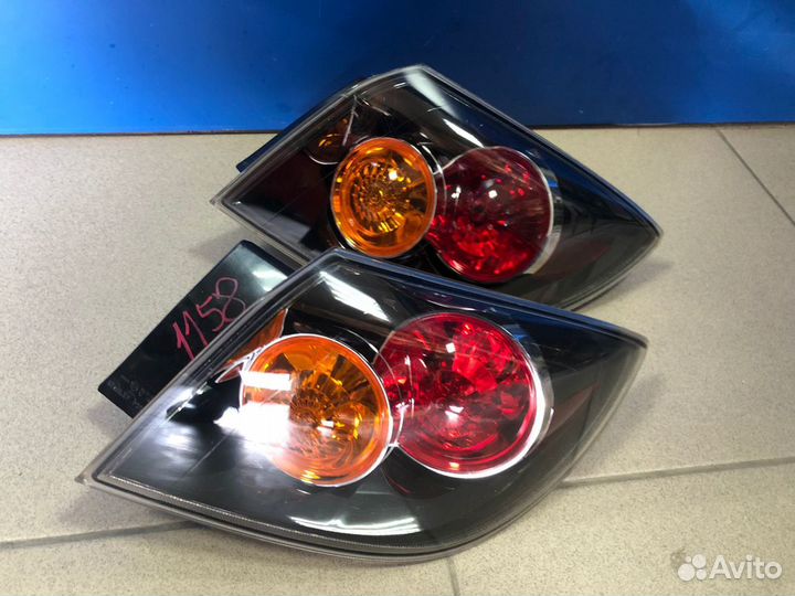 Фонарь Правый в крыло Mazda 3 bk хетчбек оригинал