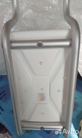 Сиденье для ванны