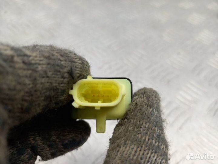 Датчик AIR BAG Toyota Rav 4 XA40 2.0 3ZR-FE 146Л.С