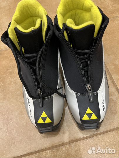 Лыжные ботинки Fischer 35 EU