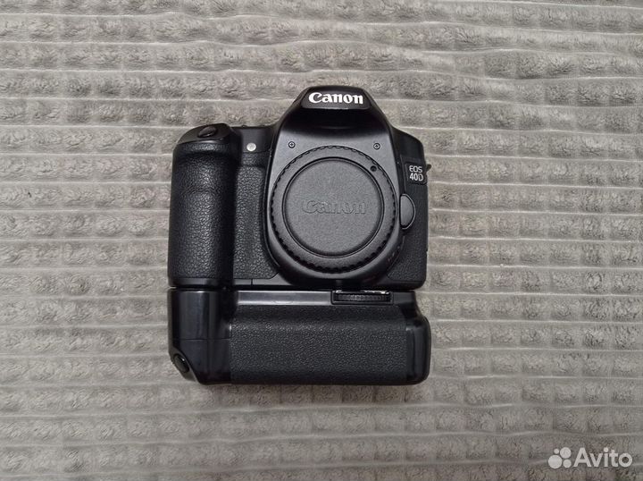 Фотоаппарат canon 40d +дополнительный акумулятор