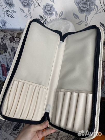 Пенал для кистей