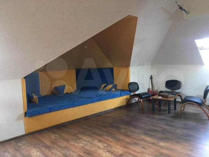 Дом 250 м² на участке 11 сот.