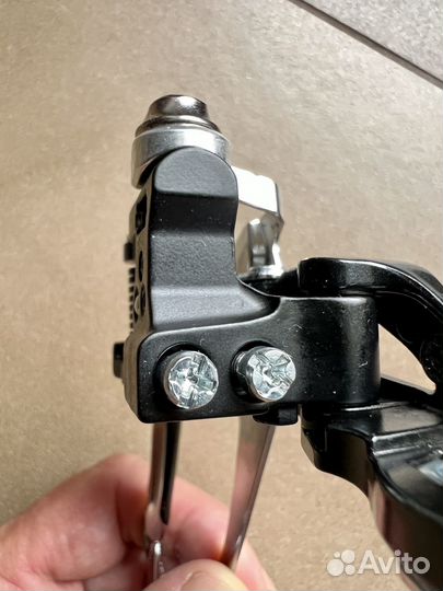 Передний переключатель Shimano sora FD R3000