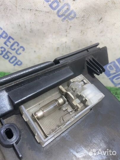 Бардачок Mercedes-Benz Clk 230 Kompressor купе 2.3