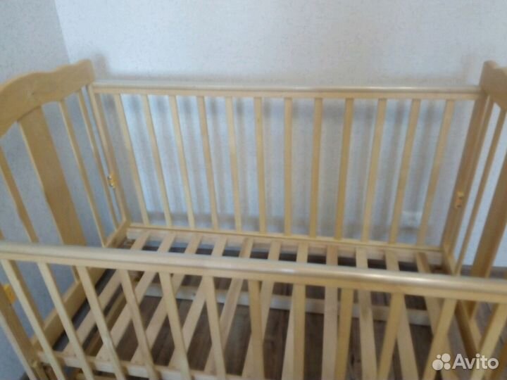 Кровать детская с продольным маятником 