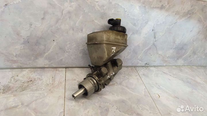 Главный тормозной цилиндр Renault Symbol 2