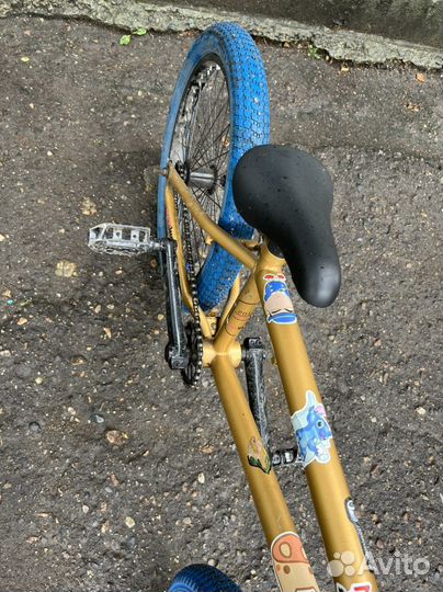 Трюковой велосипед BMX