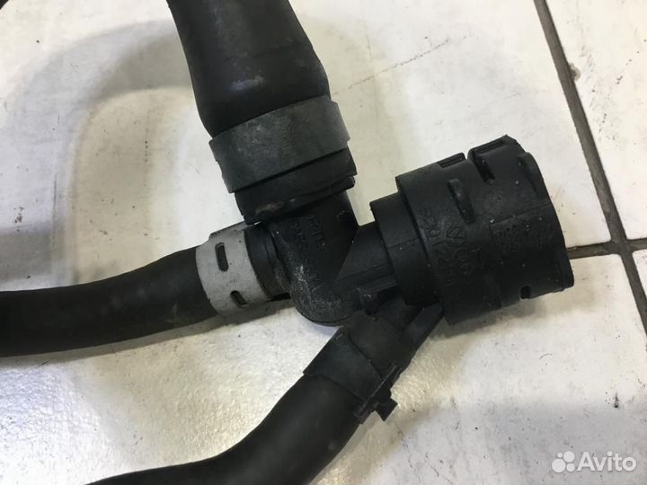 Трубка системы охлаждения Volkswagen Golf 7 5G1 MK